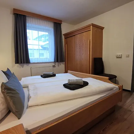 Gaestehaus Amade * Flachau