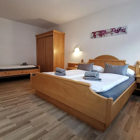 Apartmán Gaestehaus Amade *